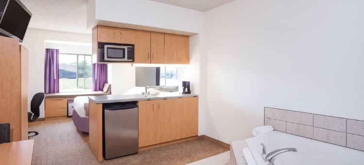 普拉茨堡镇麦客达温德姆酒店(Microtel Inn & Suites by Wyndham Plattsburgh)图片