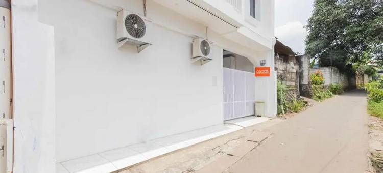 库尔科斯特伊斯兰酒店-近宾塔罗加亚交易所(KoolKost Syariah Near Bintaro Jaya Xchange)图片