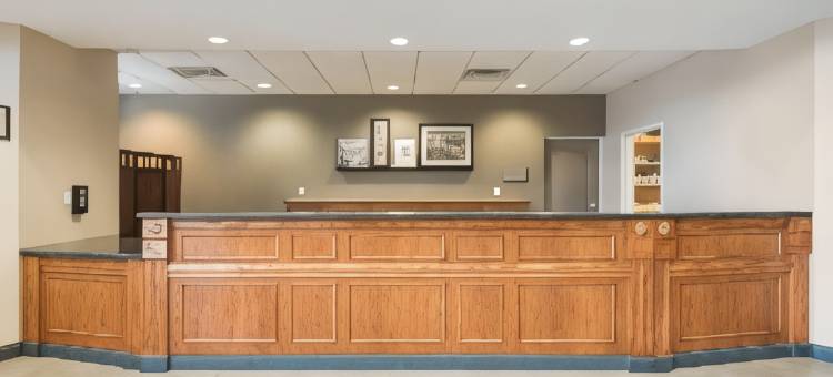 卡纳维拉尔港丽怡酒店(Country Inn & Suites by Radisson, Port Canaveral, FL)图片