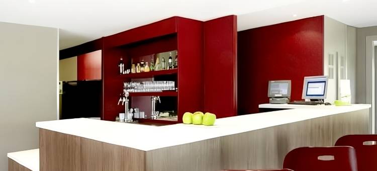 康铂尼布尔日诺德圣杜查德酒店(Campanile Bourges Nord - Saint Doulchard)图片
