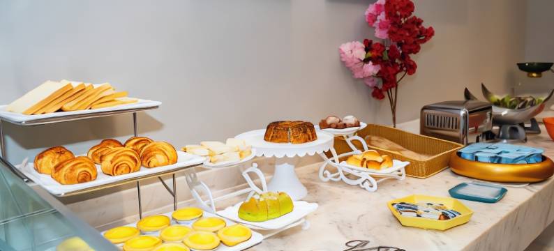 深圳凯雷斯顿酒店(红木古镇红花山地铁站店)图片