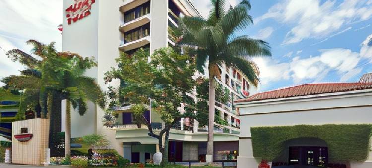 广场套房酒店(Plaza Hotel and Suites)图片