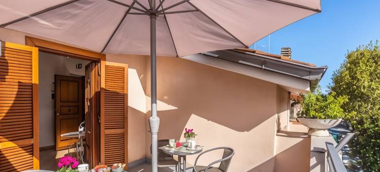 钱皮诺广场客房酒店(Plaza Rooms Ciampino)图片
