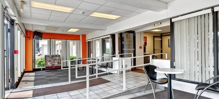 芝加哥西维拉公园6 号汽车旅馆(Motel 6 Villa Park, IL - Chicago West)图片