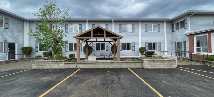 彭布罗克温德姆速 8 酒店(Super 8 by Wyndham Pembroke)图片