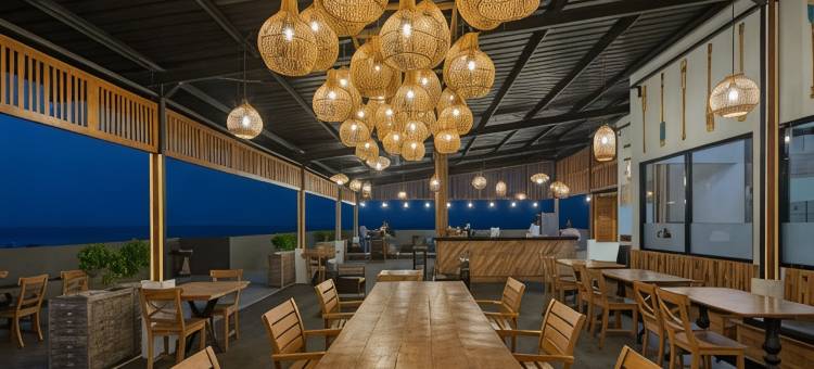 南旺波略斯画廊酒店(Pollos Hotel & Gallery Rembang)图片