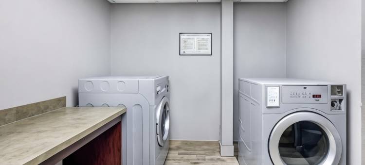 克拉克斯维尔 - 出口 11 凯艺酒店(Quality Inn Clarksville - Exit 11)图片