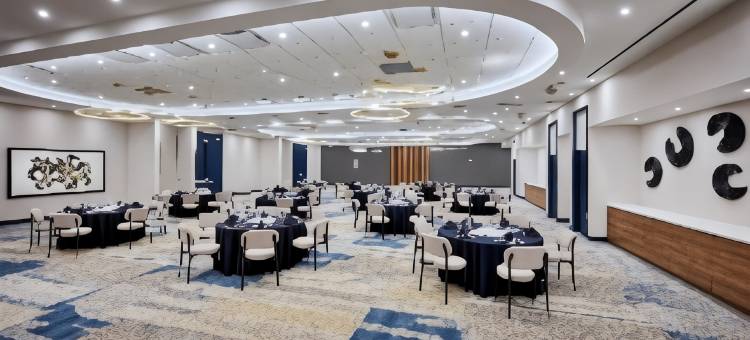 伯灵顿烛木套房酒店(Candlewood Suites Burlington Conference Centre)图片