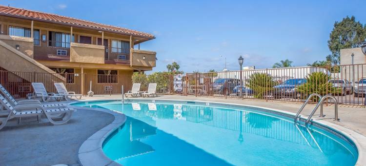 圣地亚哥东桑蒂罗德威酒店(Rodeway Inn Santee San Diego East)图片