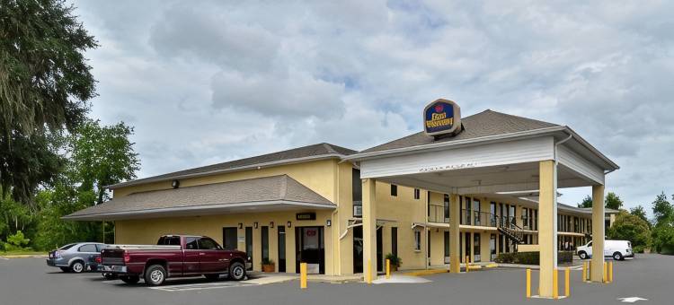 利夫奥克 I-10 283 号出口凯艺套房酒店(Quality Inn & Suites Live Oak I-10 Exit 283)图片