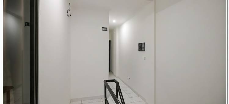 红多兹酒店-鲁科ITC乐事马斯(RedDoorz @ Ruko ITC Roxy Mas)图片