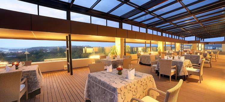 果阿帕纳吉维瓦塔酒店(Vivanta Goa, Panaji)图片