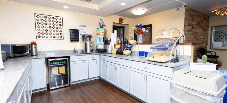 代顿胡伯高地东北戴斯酒店(Days Inn by Wyndham Dayton Huber Heights Northeast)图片