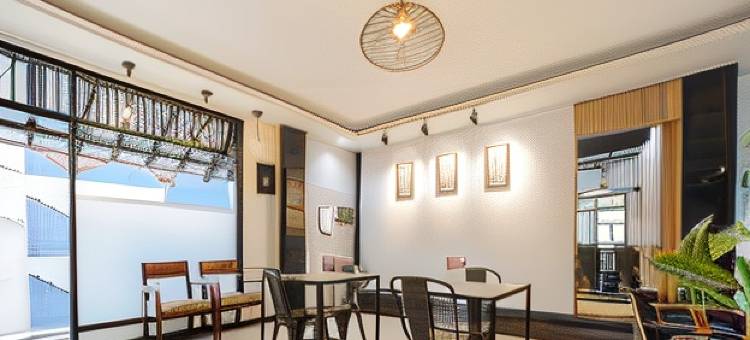 红多兹高级酒店-加兰瑞丹因坦(RedDoorz Plus @ Jalan Raden Intan Lampung)图片