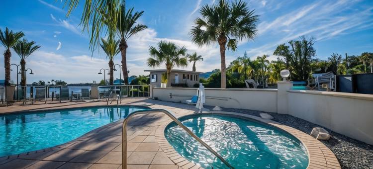 PaddleTail Waterfront Lodge, Trademark Collection by Wyndham图片