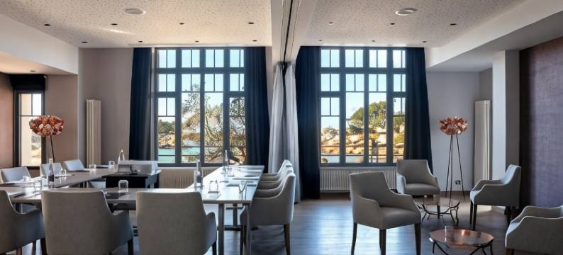 比尔赛卡斯特酒店(Castel Beau Site)图片