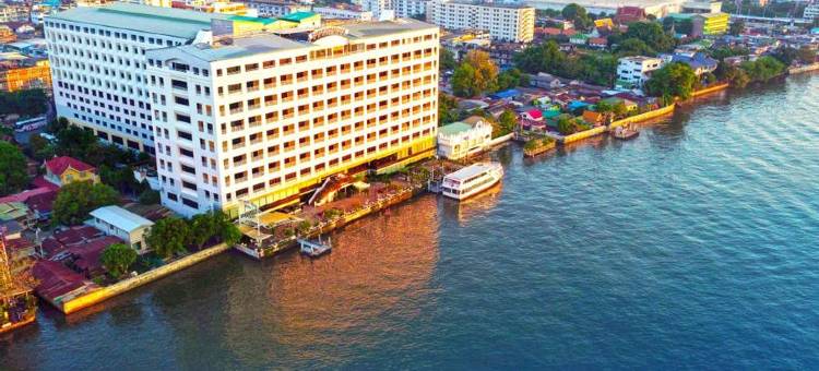 皇家河畔酒店(The Royal River Hotel)图片