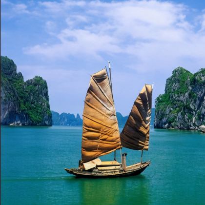 广西南宁+越南下龙湾+河内+天堂岛6日5晚跟团游