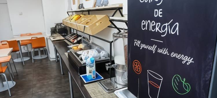 宜必思快捷吉罗那布拉瓦海岸酒店(Ibis Budget Girona Costa Brava)图片