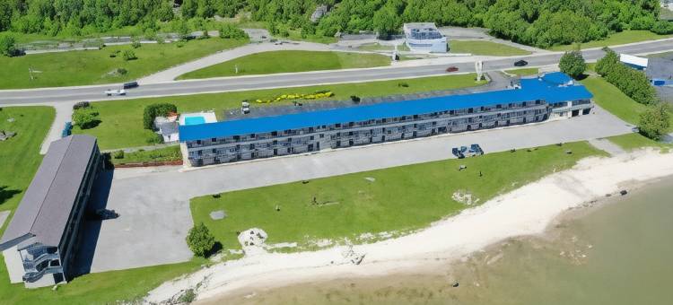 圣伊尼亚斯湖滨戴斯套房酒店(Days Inn & Suites by Wyndham St. Ignace Lakefront)图片