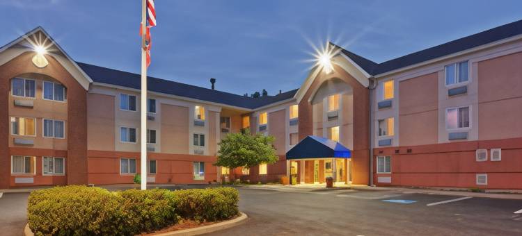 Candlewood Suites 雪城(Candlewood Suites East Syracuse - Carrier Circle)图片