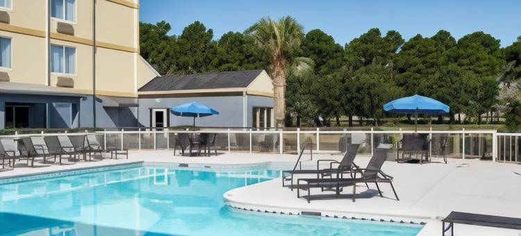 百老汇默特尔比奇海滩万枫酒店(Fairfield Inn Myrtle Beach Broadway at the Beach)图片