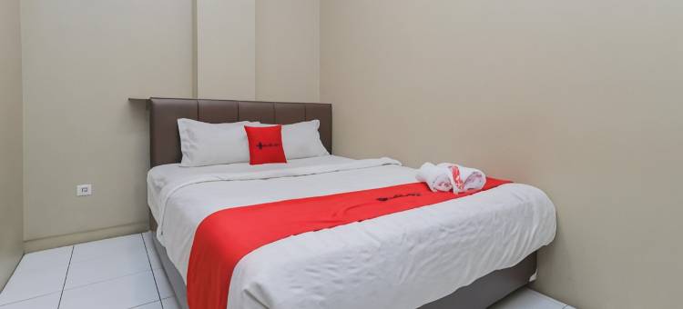 OYO2354三点公寓(RedDoorz Near BG Junction Surabaya)图片
