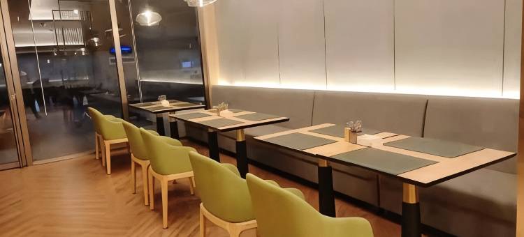麓元酒店(长沙火车站地铁站店)图片