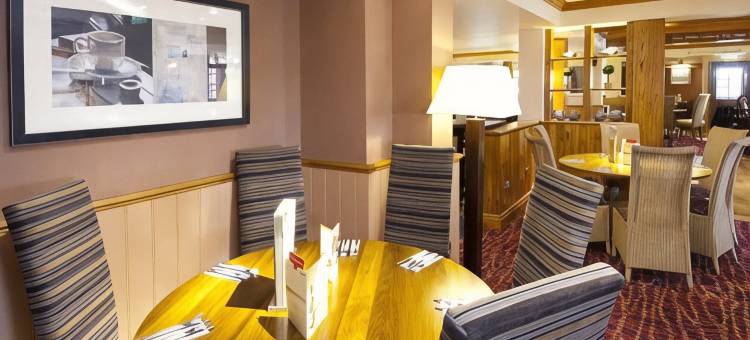 坎比恩普里米尔酒店(Premier Inn Camborne)图片