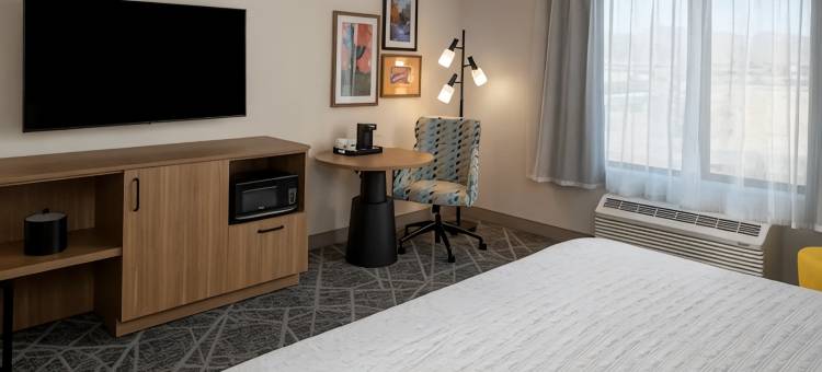 希尔顿欢朋酒店及套房巴克艾凤凰城(Hampton Inn & Suites by Hilton Buckeye Phoenix)图片
