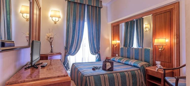 莱克斯雷利酒店(Raeli Hotel Lux)图片