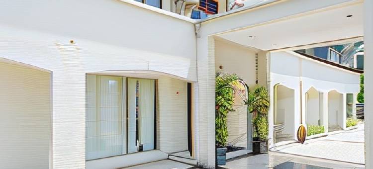 红多兹酒店@三宝垄斯里维贾亚路(RedDoorz at Jalan Sriwijaya Semarang)图片