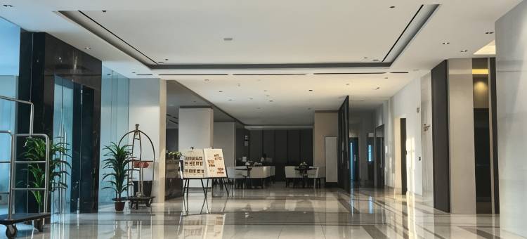 索托格兰德尼奥波利坦酒店(Sotogrande Neopolitan Hotel)图片