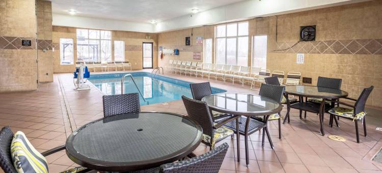 大急流城速8酒店(Super 8 by Wyndham Big Rapids)图片