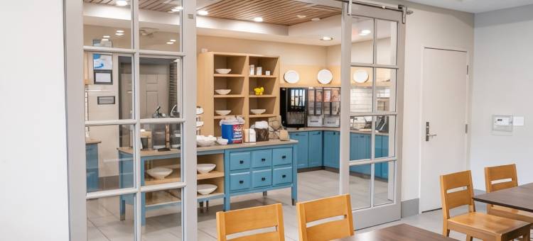 州立学院宾夕法尼亚州立大学区丽怡酒店(Country Inn & Suites by Radisson, State College (Penn State Area), PA)图片