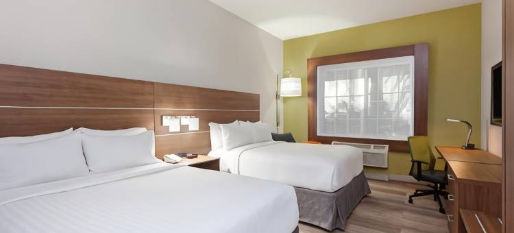 智选假日酒店及套房科罗娜(Holiday Inn Express & Suites Corona)图片