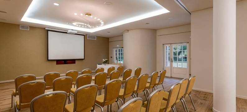 波达尔斯城堡酒店(Château de Pourtalès)图片