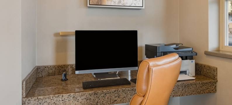 库斯贝假日贝斯特韦斯特优质酒店(Best Western Holiday Hotel)图片