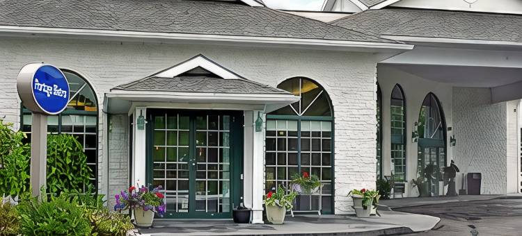 库契钦贝斯特韦斯特优质酒店(Best Western Plus Orillia Hotel)图片