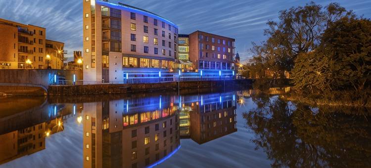 极乐温泉酒店(Absolute Hotel Limerick)图片