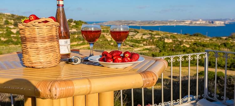 Great Location: FREE Gozo transfers, WIFI, Bicycles & BBQ  – NO Car required!图片