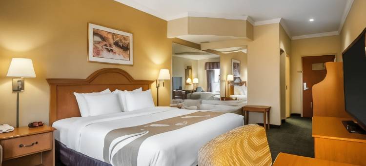 塔勒阔罗德威酒店(Quality Inn Tahlequah South)图片