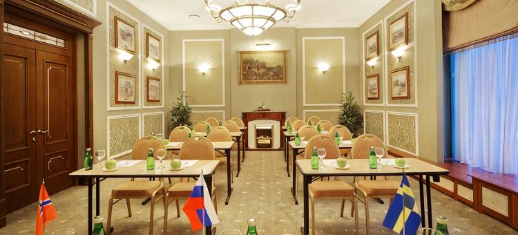 丽柏酒店-摩尔曼斯科珀丽阿尔尼苏里(Cosmos Murmansk Hotel)图片