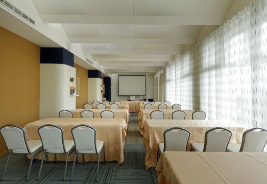 Caotun Zhi Da Craft Service Guest House Hotel Overview