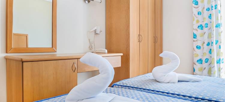 卡多尔假日综合酒店(Cardor Holiday Complex)图片