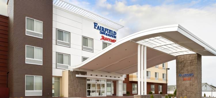 尤蒂卡万豪万枫酒店(Fairfield Inn & Suites Utica)图片