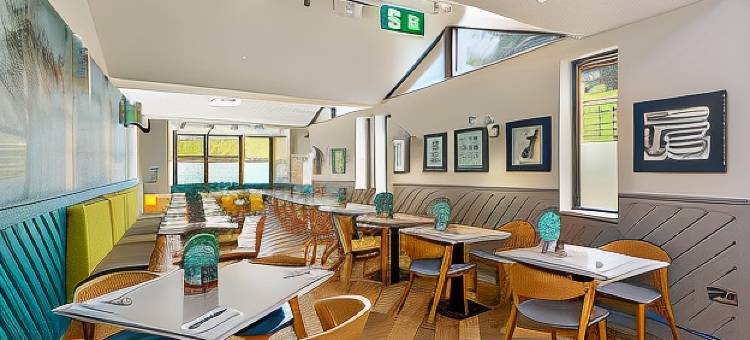 Holiday Inn 莱名顿斯巴- 华威(Holiday Inn LEAMINGTON SPA - WARWICK by IHG)图片
