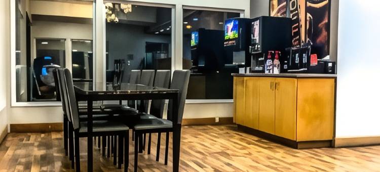 伊克诺套房旅馆(Econo Lodge Inn & Suites)图片