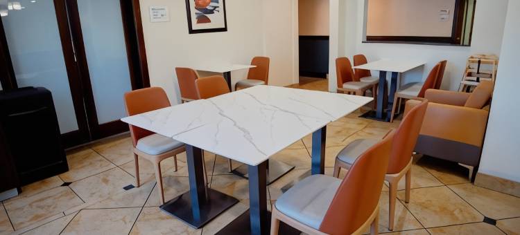 科达伦华美达酒店(Ramada by Wyndham Coeur d'Alene)图片