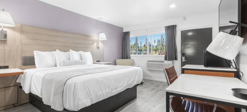 内陆酒店及套房(Inland Inn & Suites)图片